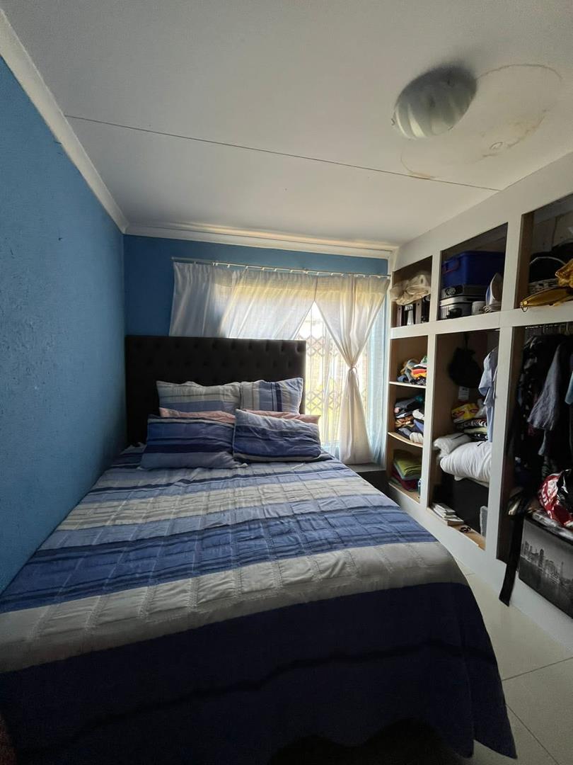 2 Bedroom Property for Sale in Elandspoort Gauteng