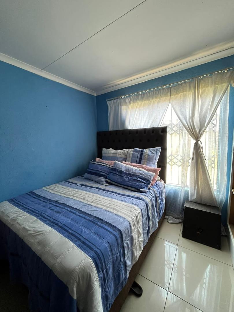 2 Bedroom Property for Sale in Elandspoort Gauteng