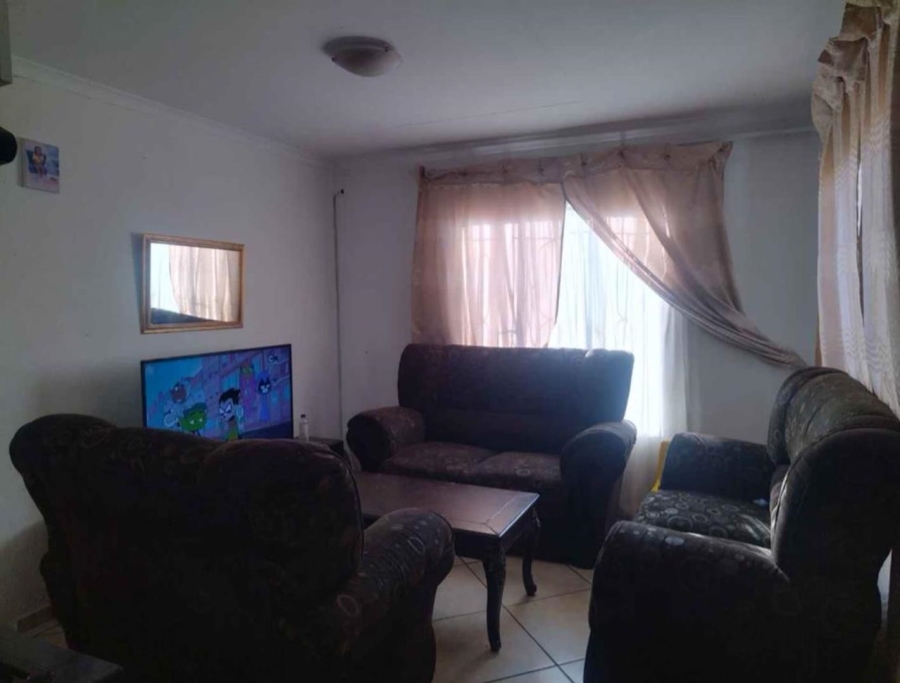2 Bedroom Property for Sale in Soshanguve VV Gauteng