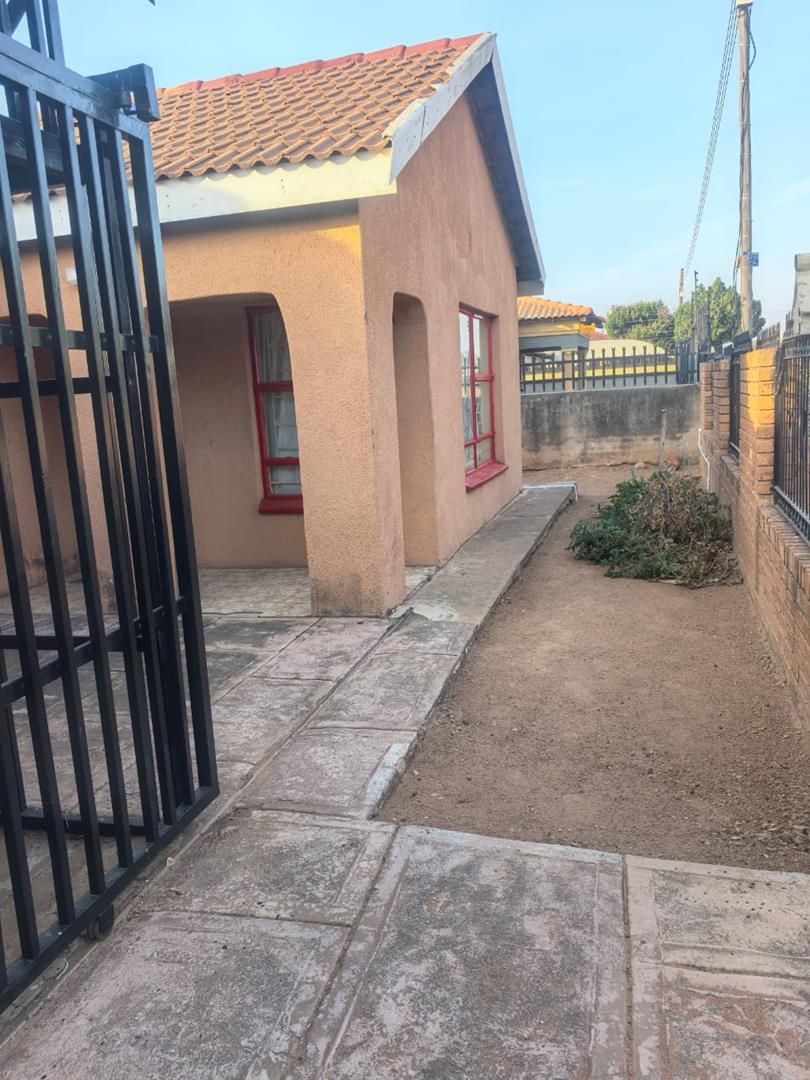 3 Bedroom Property for Sale in Soshanguve F Gauteng