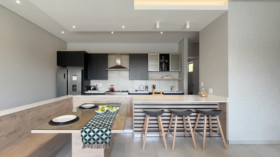 4 Bedroom Property for Sale in Midstream Ridge Gauteng
