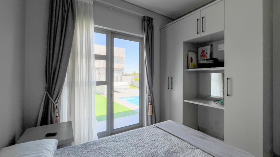 4 Bedroom Property for Sale in Midstream Ridge Gauteng