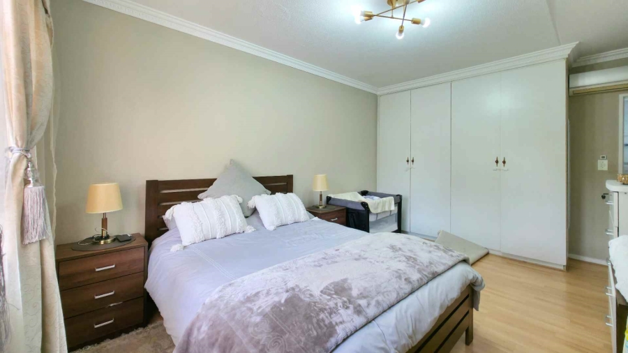 2 Bedroom Property for Sale in Sandown Gauteng