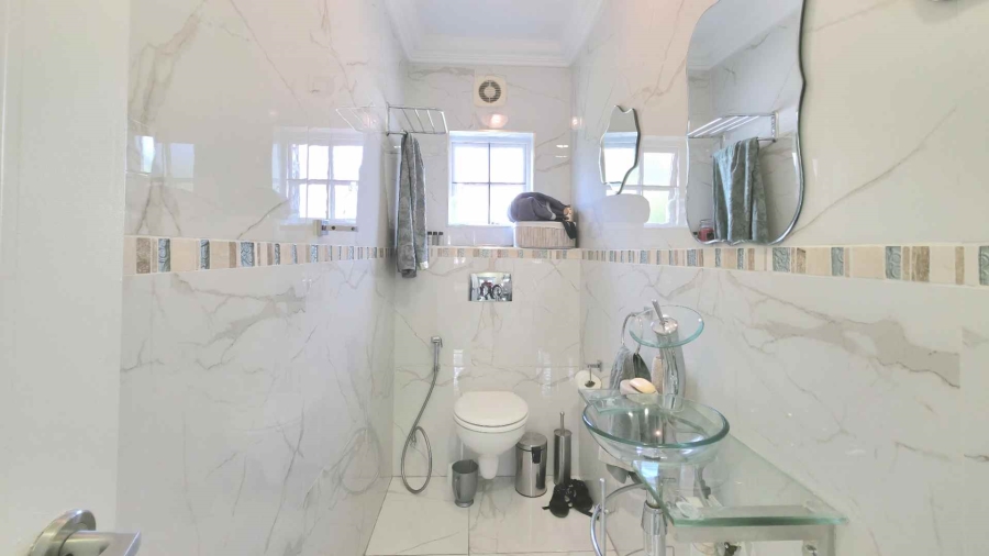 2 Bedroom Property for Sale in Sandown Gauteng