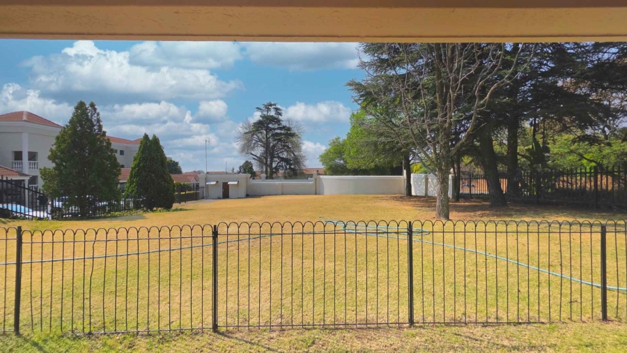 2 Bedroom Property for Sale in Sandown Gauteng