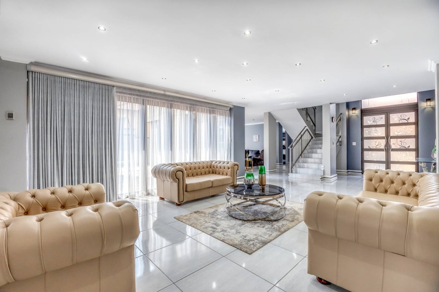 6 Bedroom Property for Sale in Amandasig Gauteng