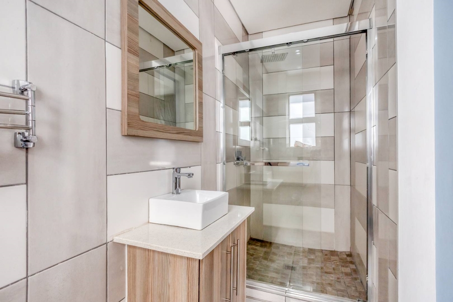 6 Bedroom Property for Sale in Amandasig Gauteng