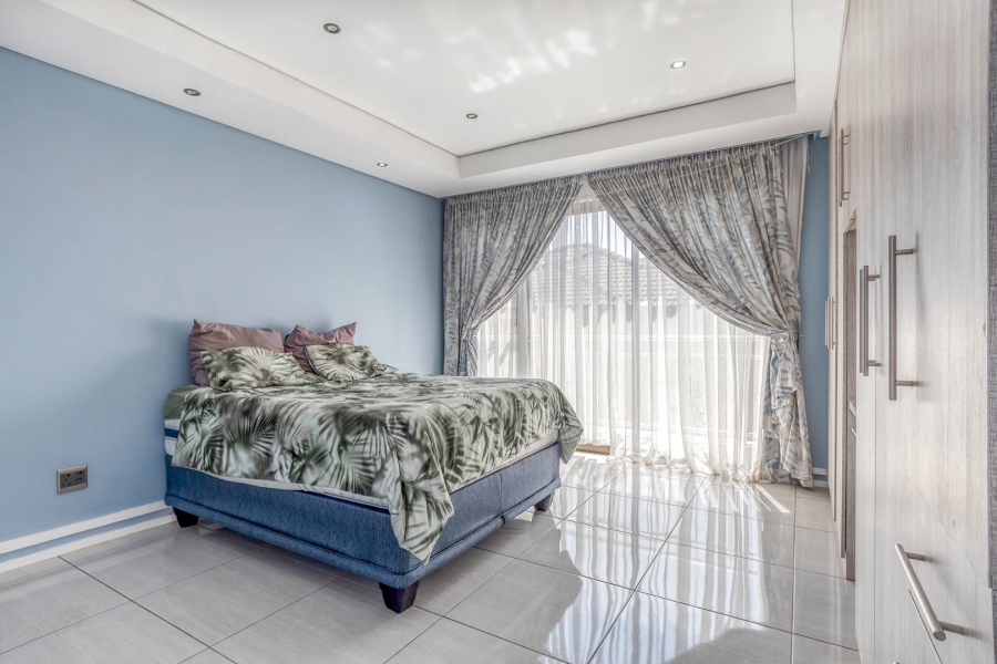 6 Bedroom Property for Sale in Amandasig Gauteng