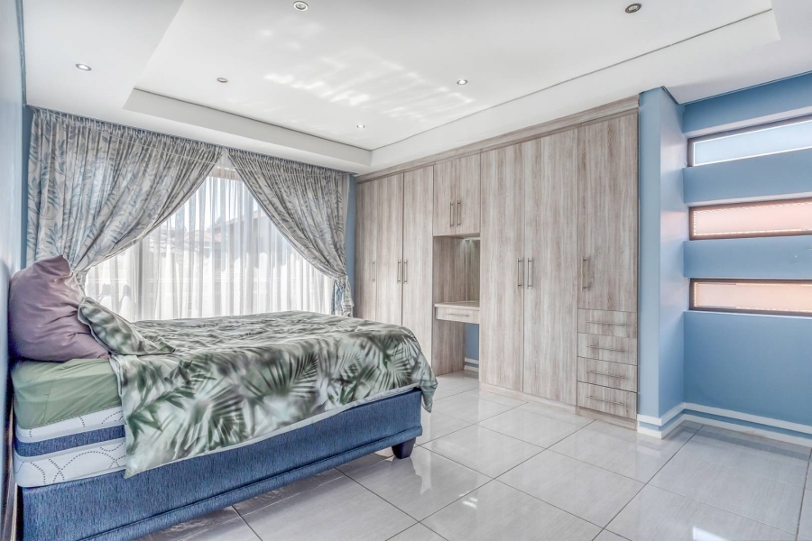 6 Bedroom Property for Sale in Amandasig Gauteng