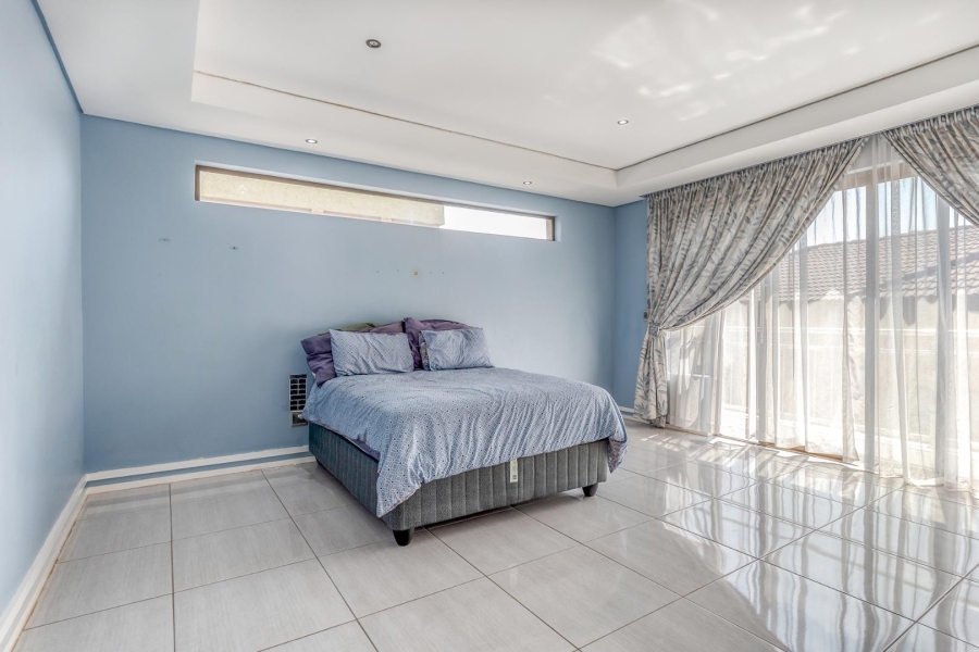 6 Bedroom Property for Sale in Amandasig Gauteng