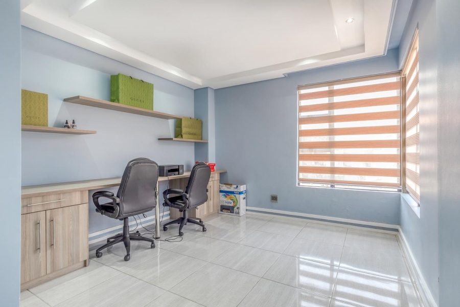 6 Bedroom Property for Sale in Amandasig Gauteng