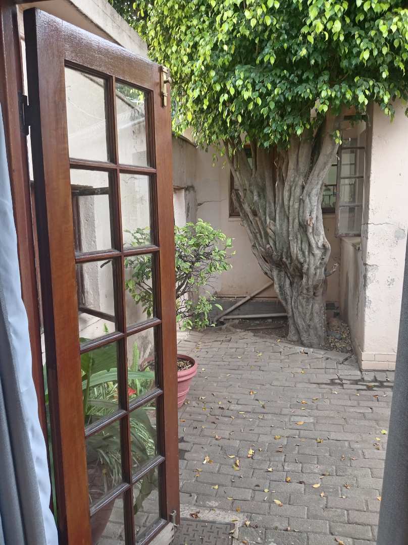 To Let 1 Bedroom Property for Rent in Highlands Gauteng