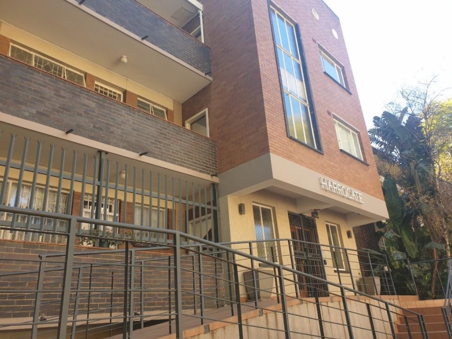 1 Bedroom Property for Sale in Rosebank Gauteng