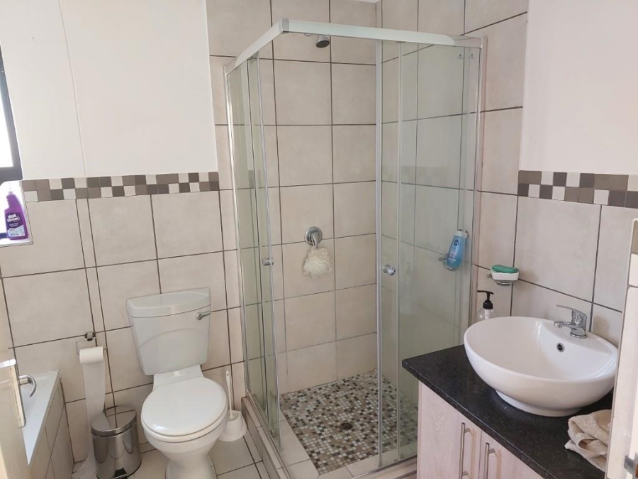 2 Bedroom Property for Sale in Ferndale Gauteng
