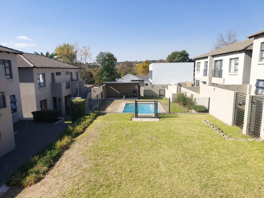 2 Bedroom Property for Sale in Ferndale Gauteng
