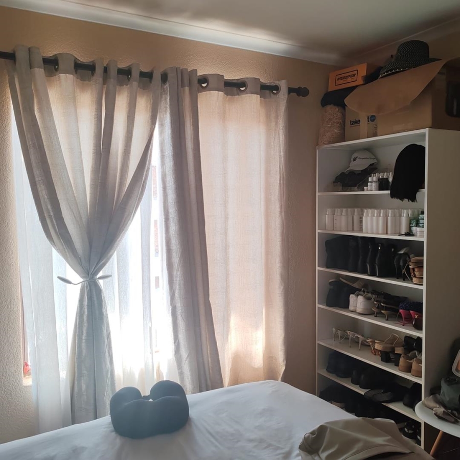 1 Bedroom Property for Sale in Carlswald North Gauteng