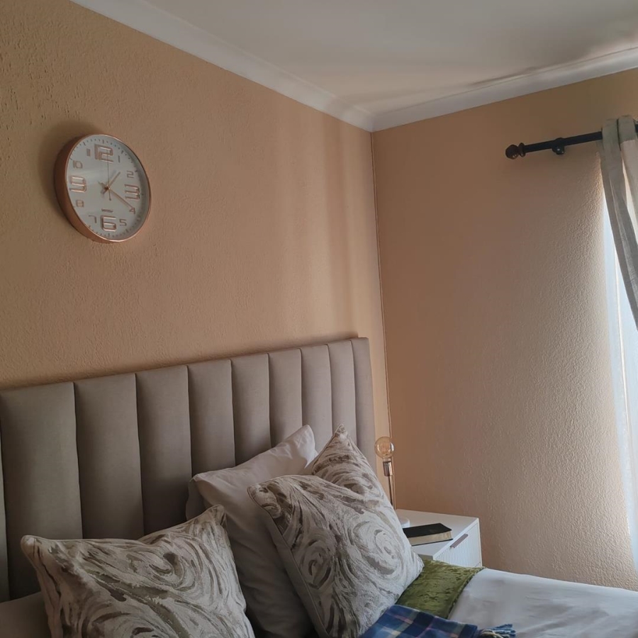 1 Bedroom Property for Sale in Carlswald North Gauteng