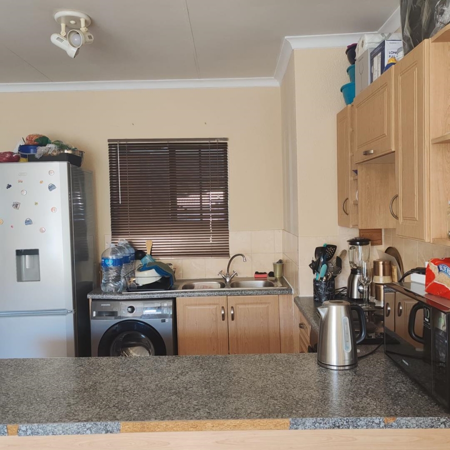 1 Bedroom Property for Sale in Carlswald North Gauteng