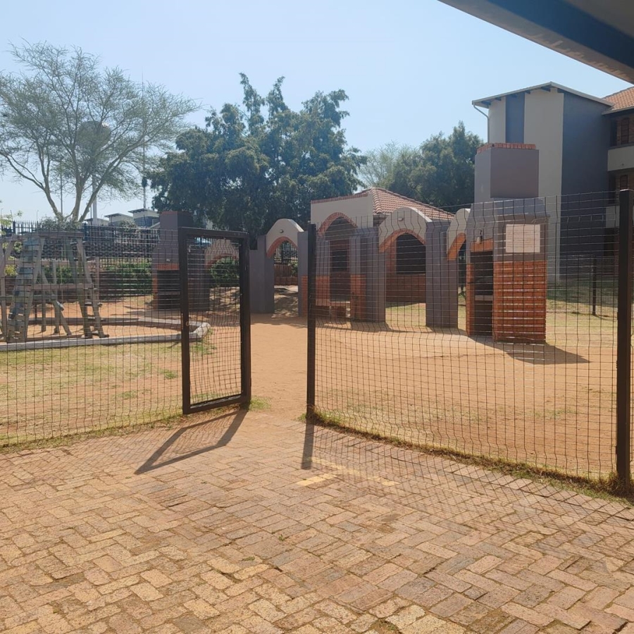 1 Bedroom Property for Sale in Carlswald North Gauteng