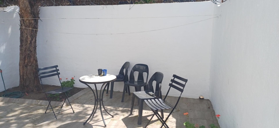 To Let 2 Bedroom Property for Rent in Randburg Gauteng
