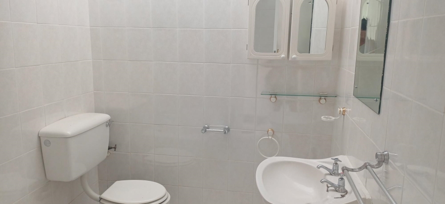 To Let 2 Bedroom Property for Rent in Randburg Gauteng