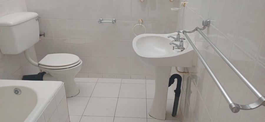 To Let 2 Bedroom Property for Rent in Randburg Gauteng