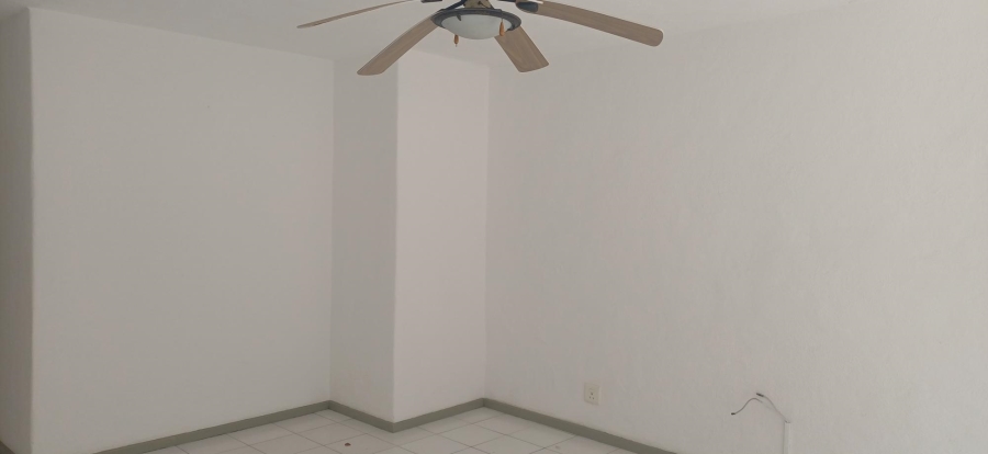 To Let 2 Bedroom Property for Rent in Randburg Gauteng