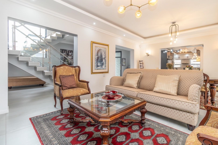 5 Bedroom Property for Sale in Kyalami Glen Estate Gauteng