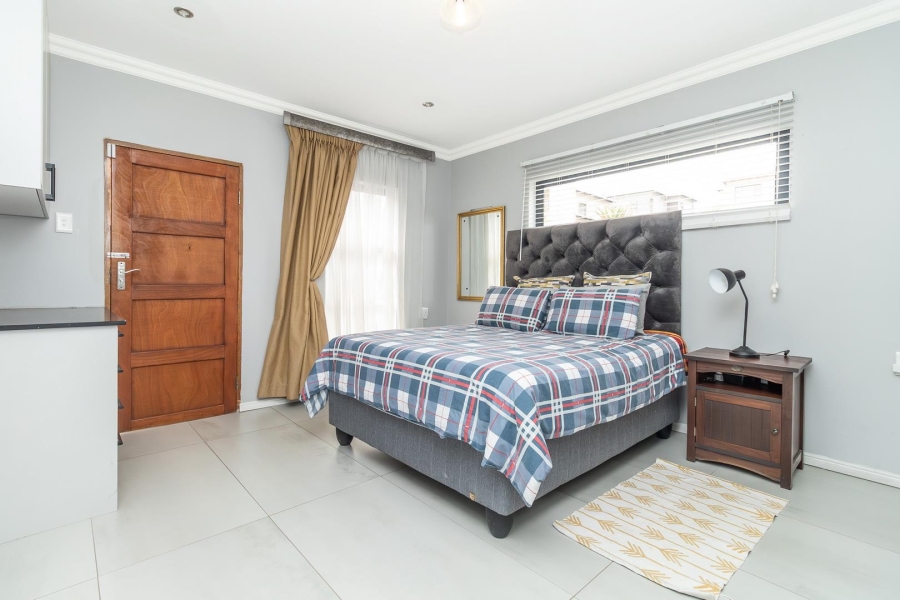 5 Bedroom Property for Sale in Kyalami Glen Estate Gauteng