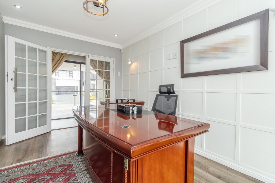 5 Bedroom Property for Sale in Kyalami Glen Estate Gauteng