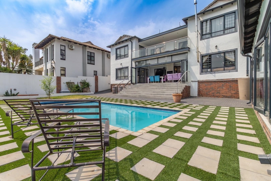5 Bedroom Property for Sale in Kyalami Glen Estate Gauteng