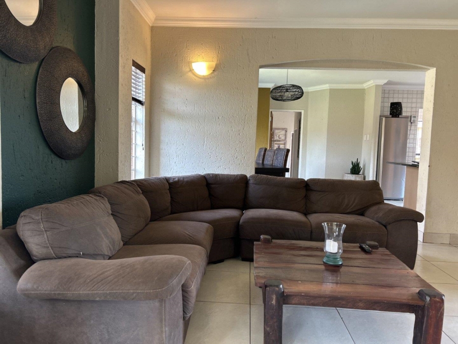 To Let 3 Bedroom Property for Rent in Ravenswood Gauteng