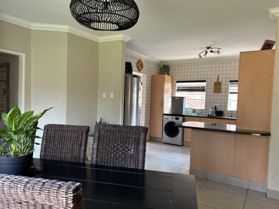 To Let 3 Bedroom Property for Rent in Ravenswood Gauteng