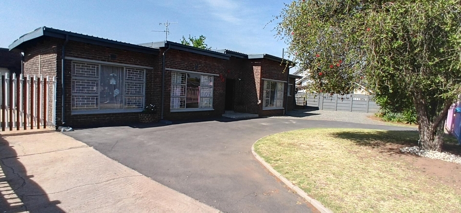 To Let 3 Bedroom Property for Rent in Parkrand Gauteng