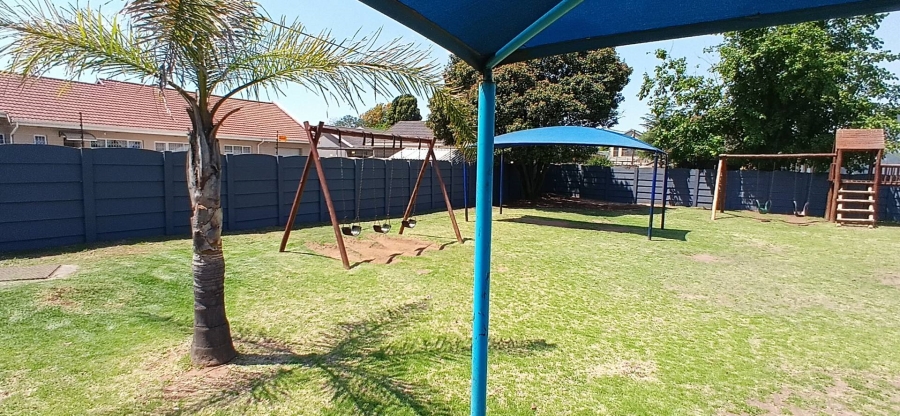 To Let 3 Bedroom Property for Rent in Parkrand Gauteng
