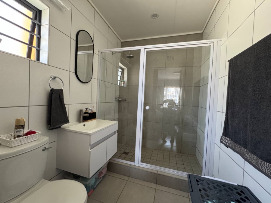 3 Bedroom Property for Sale in Albertsdal Gauteng