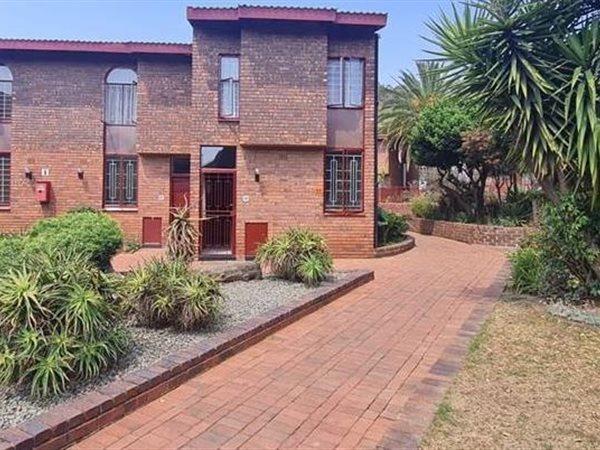 2 Bedroom Property for Sale in The Hill Gauteng