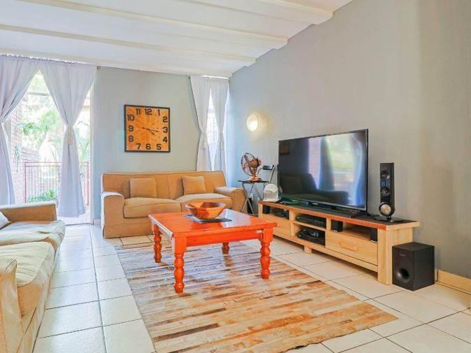 2 Bedroom Property for Sale in The Hill Gauteng