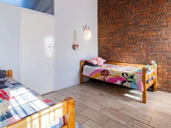 2 Bedroom Property for Sale in The Hill Gauteng