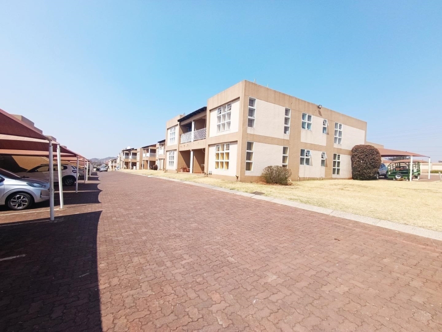 2 Bedroom Property for Sale in Mondeor Gauteng
