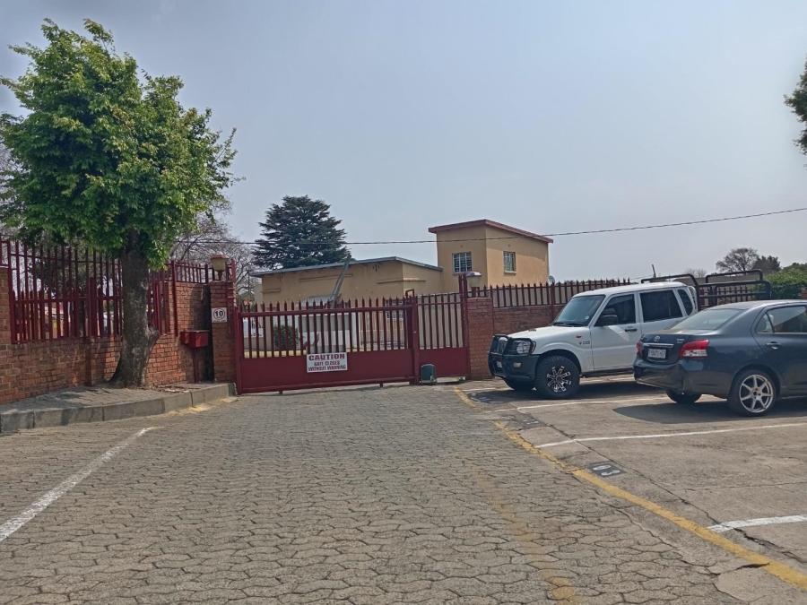 2 Bedroom Property for Sale in The Hill Gauteng