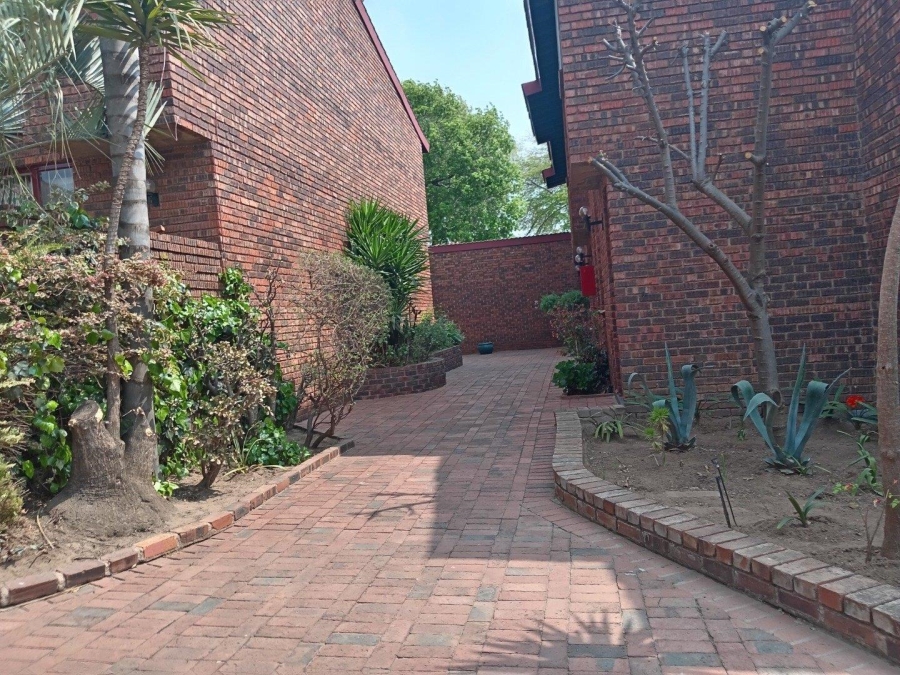2 Bedroom Property for Sale in The Hill Gauteng