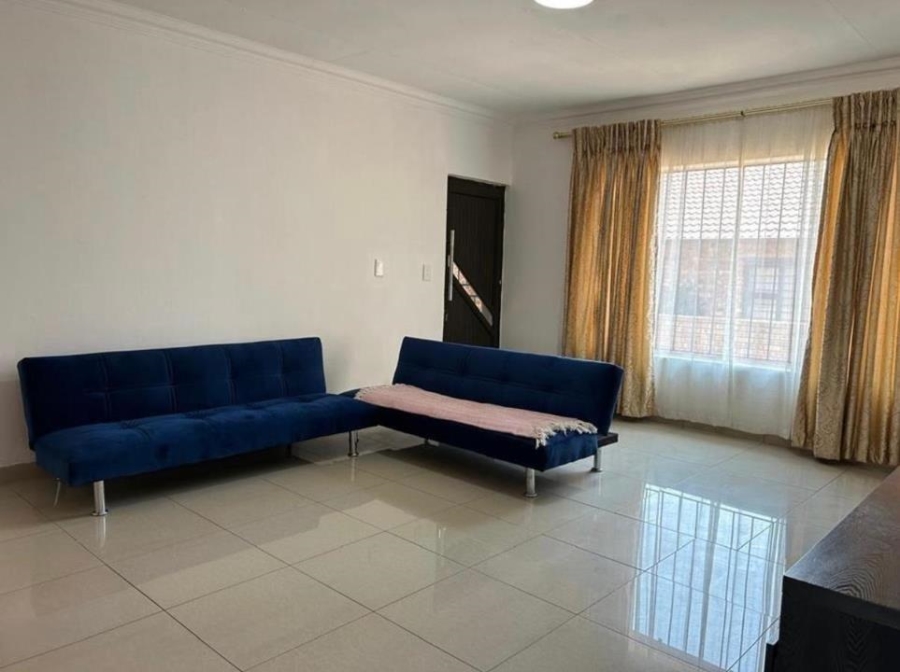 3 Bedroom Property for Sale in Meredale Gauteng
