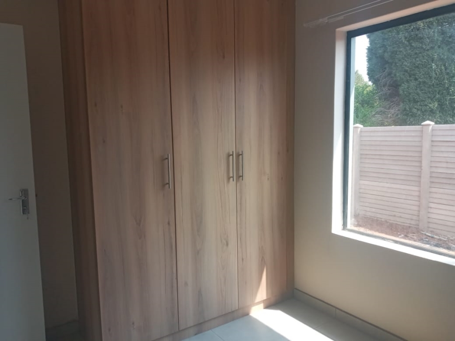 To Let 2 Bedroom Property for Rent in Riversdale Gauteng