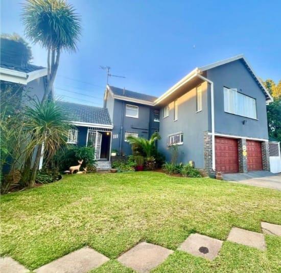 4 Bedroom Property for Sale in Mondeor Gauteng