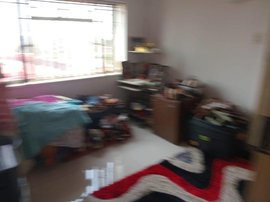 4 Bedroom Property for Sale in Mondeor Gauteng