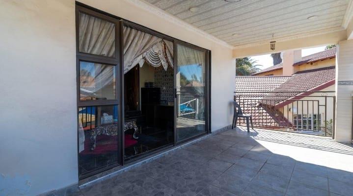 6 Bedroom Property for Sale in Winchester Hills Gauteng