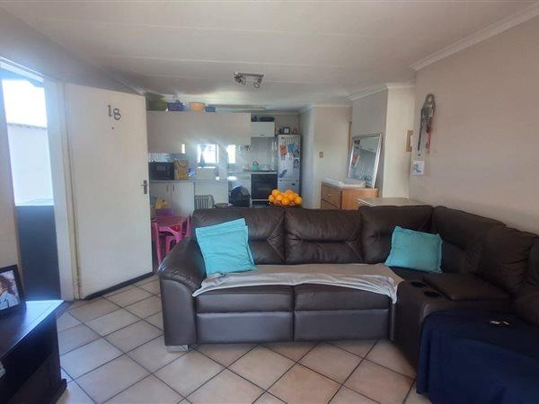 2 Bedroom Property for Sale in Verwoerdpark Gauteng