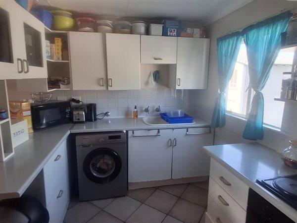2 Bedroom Property for Sale in Verwoerdpark Gauteng