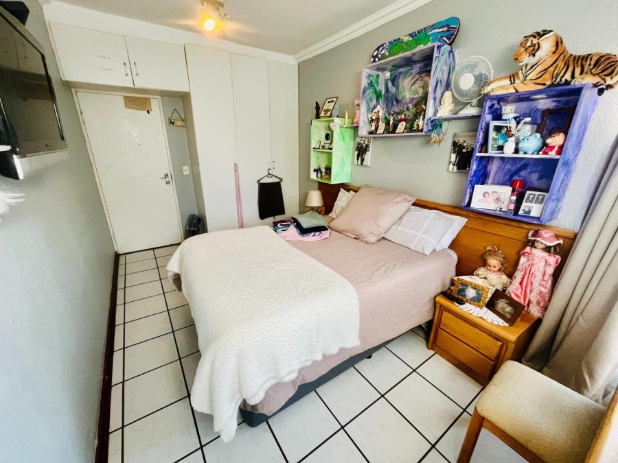 4 Bedroom Property for Sale in Suideroord Gauteng